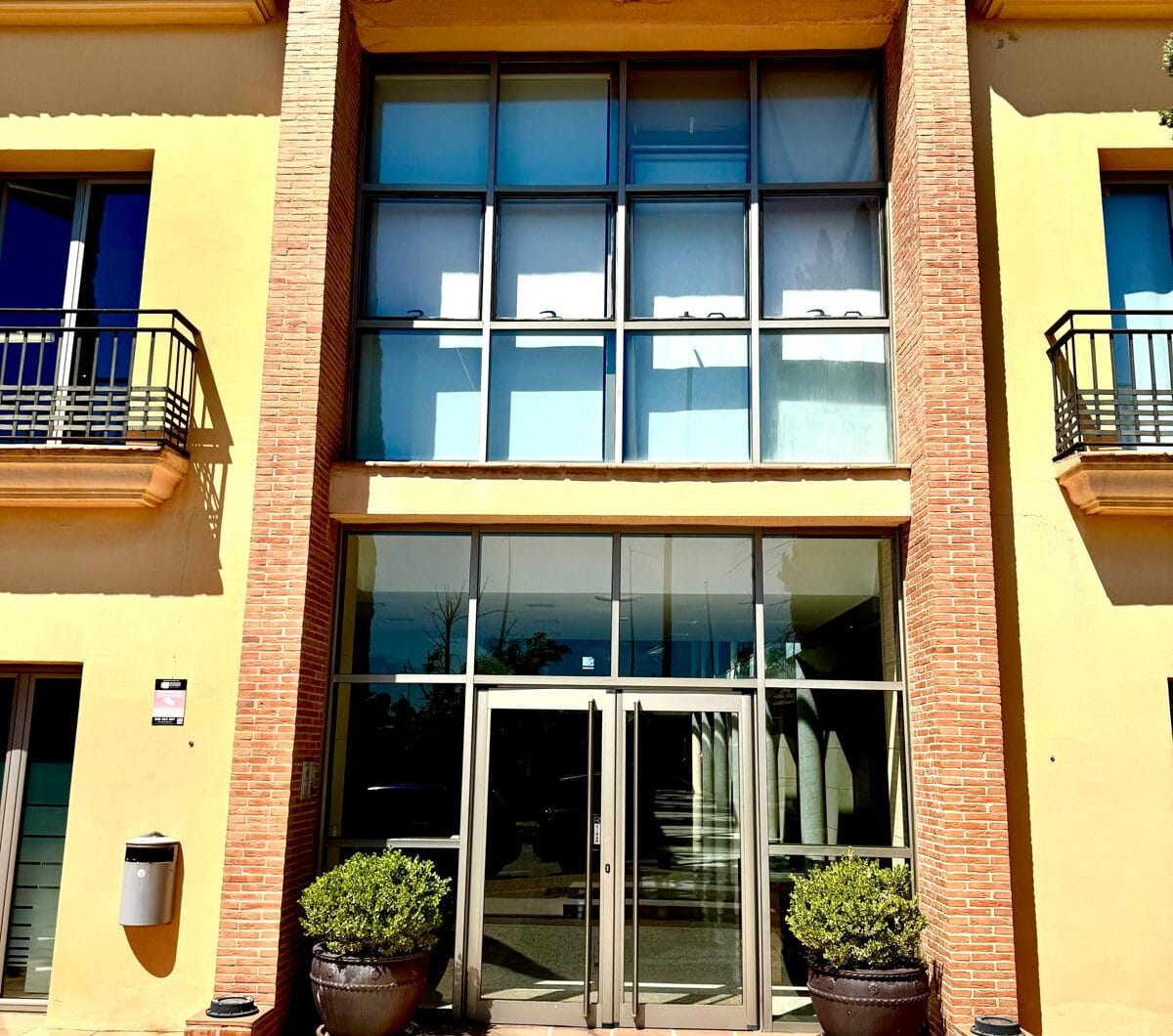 OFFICE IN CAMOJAN SIERRA BLANCA