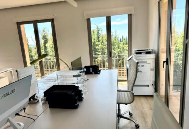 OFFICE IN CAMOJAN SIERRA BLANCA