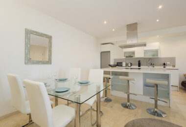 Luxury apartment in Balcones del Lago, Istán