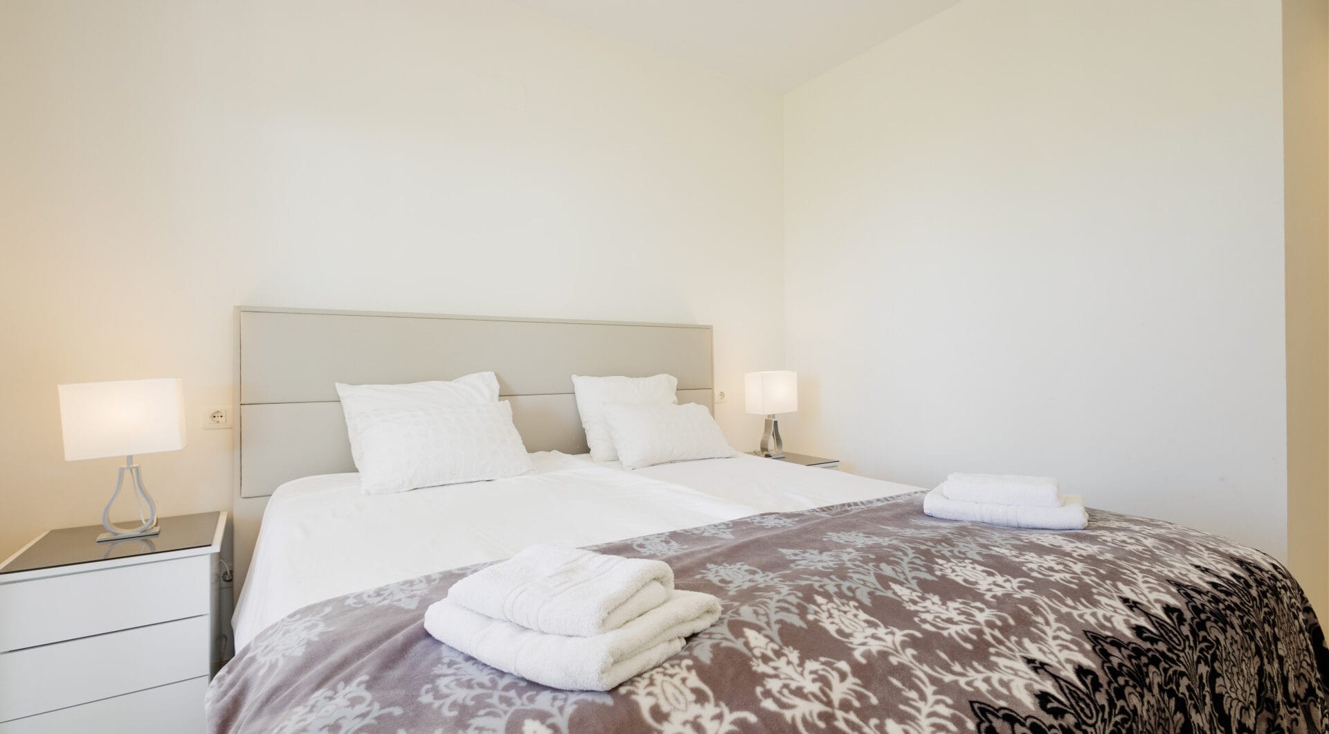 Luxury apartment in Balcones del Lago, Istán