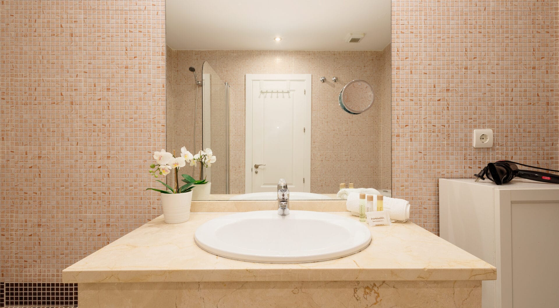 Luxury apartment in Balcones del Lago, Istán