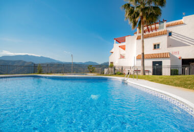 Luxury apartment in Balcones del Lago, Istán
