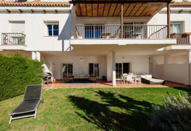 Luxury apartment in Balcones del Lago, Istán