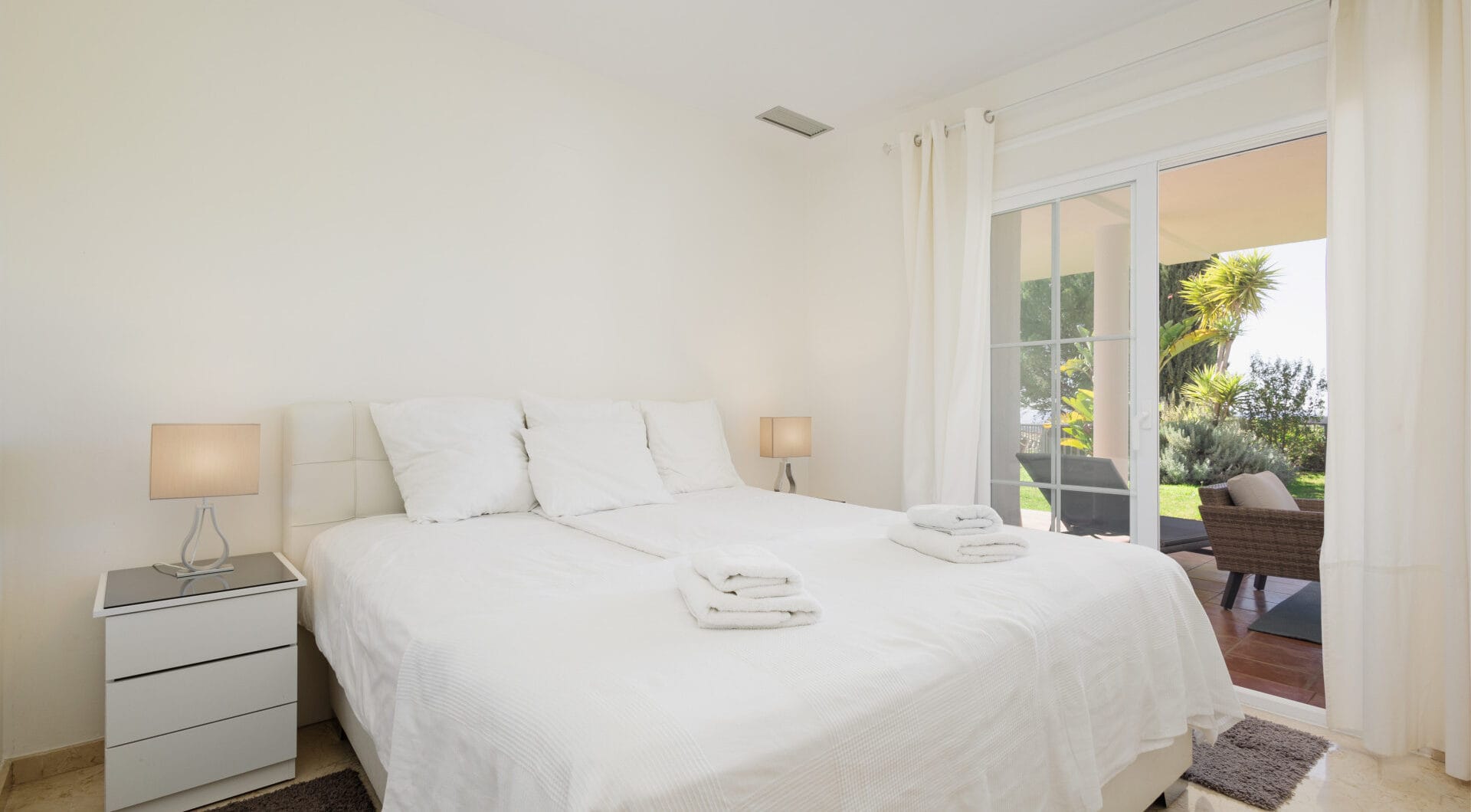 Luxury apartment in Balcones del Lago, Istán