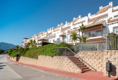 Luxury apartment in Balcones del Lago, Istán