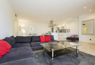 Luxury apartment in Balcones del Lago, Istán