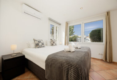 Modern 4-Bedroom Villa with Expansion Potential, Costabella, Marbella