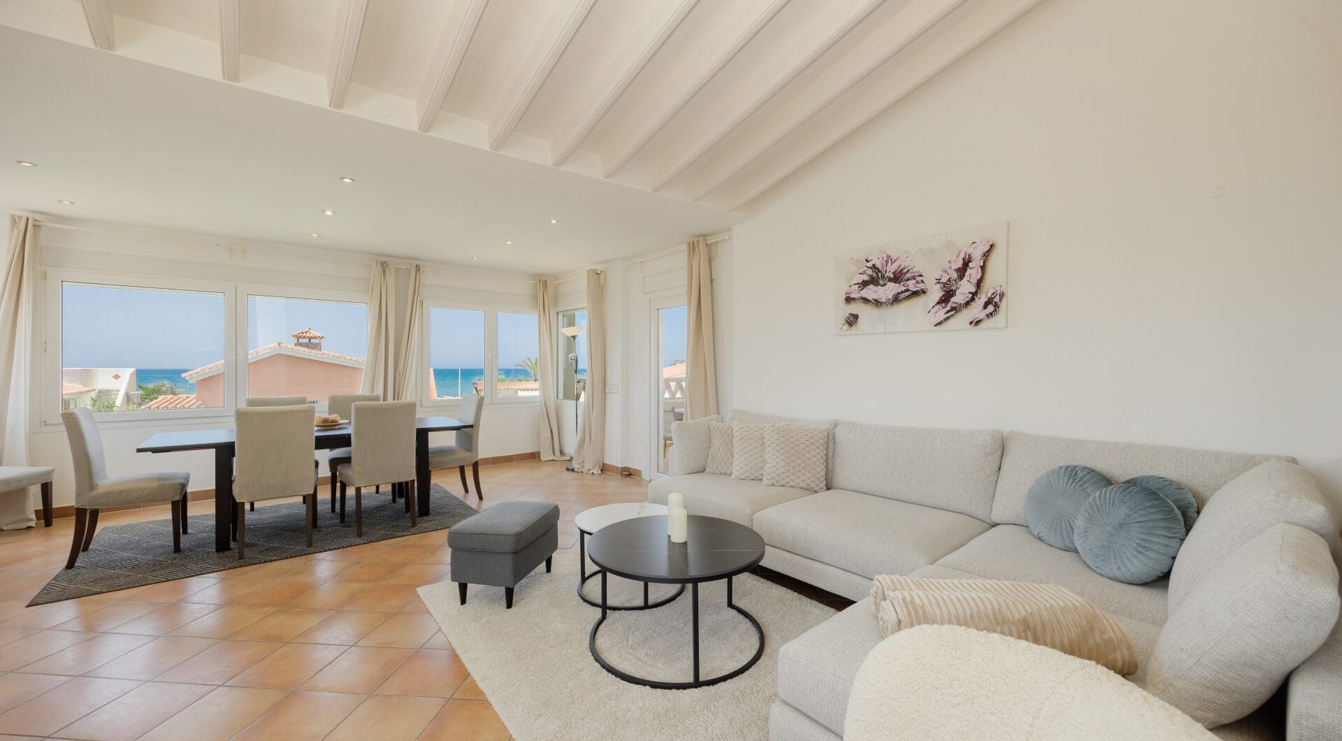 Modern 4-Bedroom Villa with Expansion Potential, Costabella, Marbella