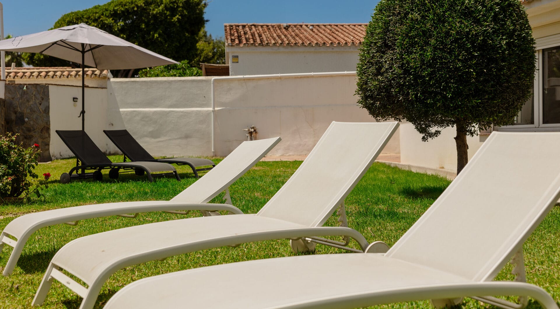 Modern 4-Bedroom Villa with Expansion Potential, Costabella, Marbella