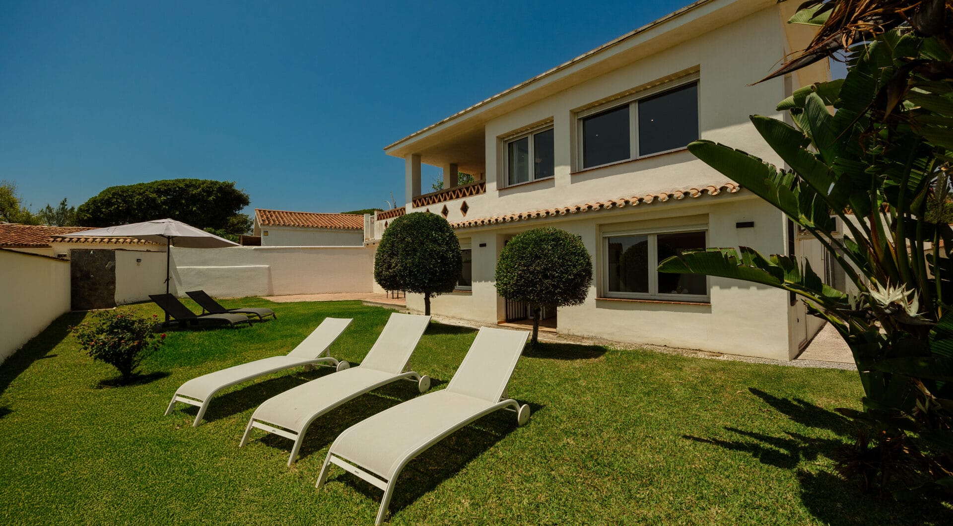 Modern 4-Bedroom Villa with Expansion Potential, Costabella, Marbella
