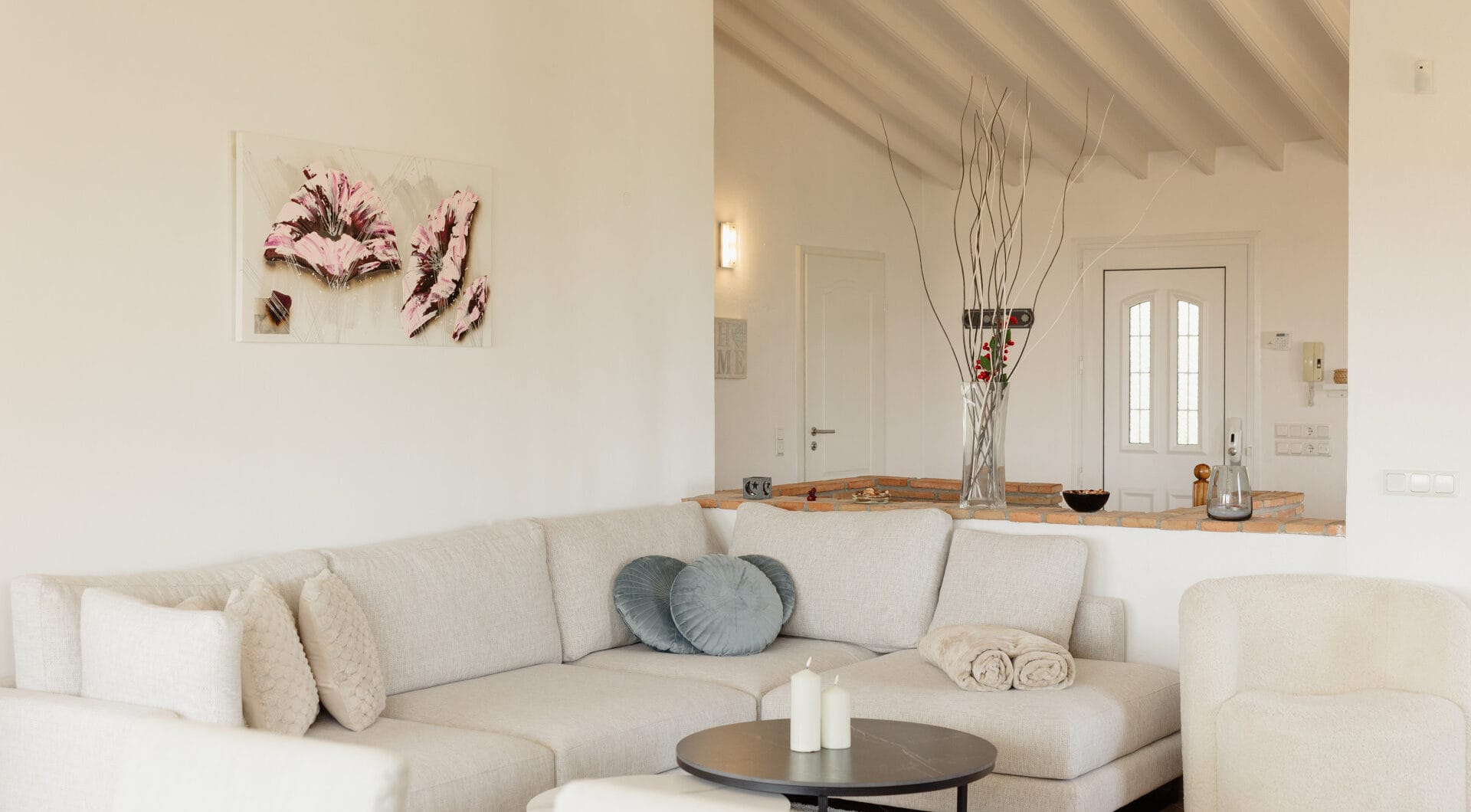 Modern 4-Bedroom Villa with Expansion Potential, Costabella, Marbella