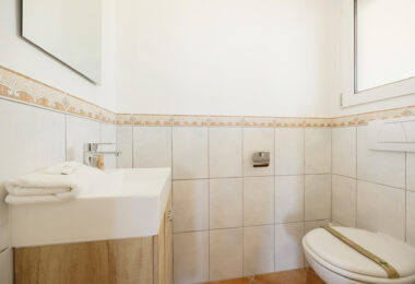 Modern 4-Bedroom Villa with Expansion Potential, Costabella, Marbella