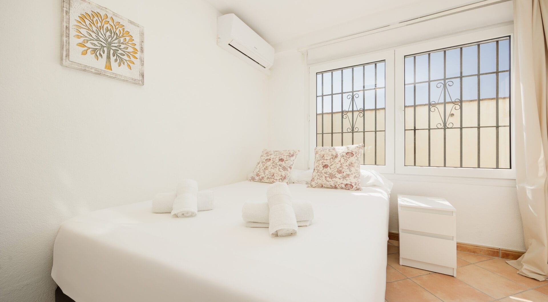 Modern 4-Bedroom Villa with Expansion Potential, Costabella, Marbella