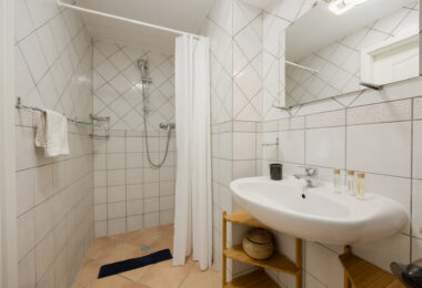 Modern 4-Bedroom Villa with Expansion Potential, Costabella, Marbella