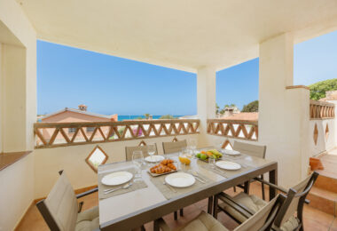 Modern 4-Bedroom Villa with Expansion Potential, Costabella, Marbella