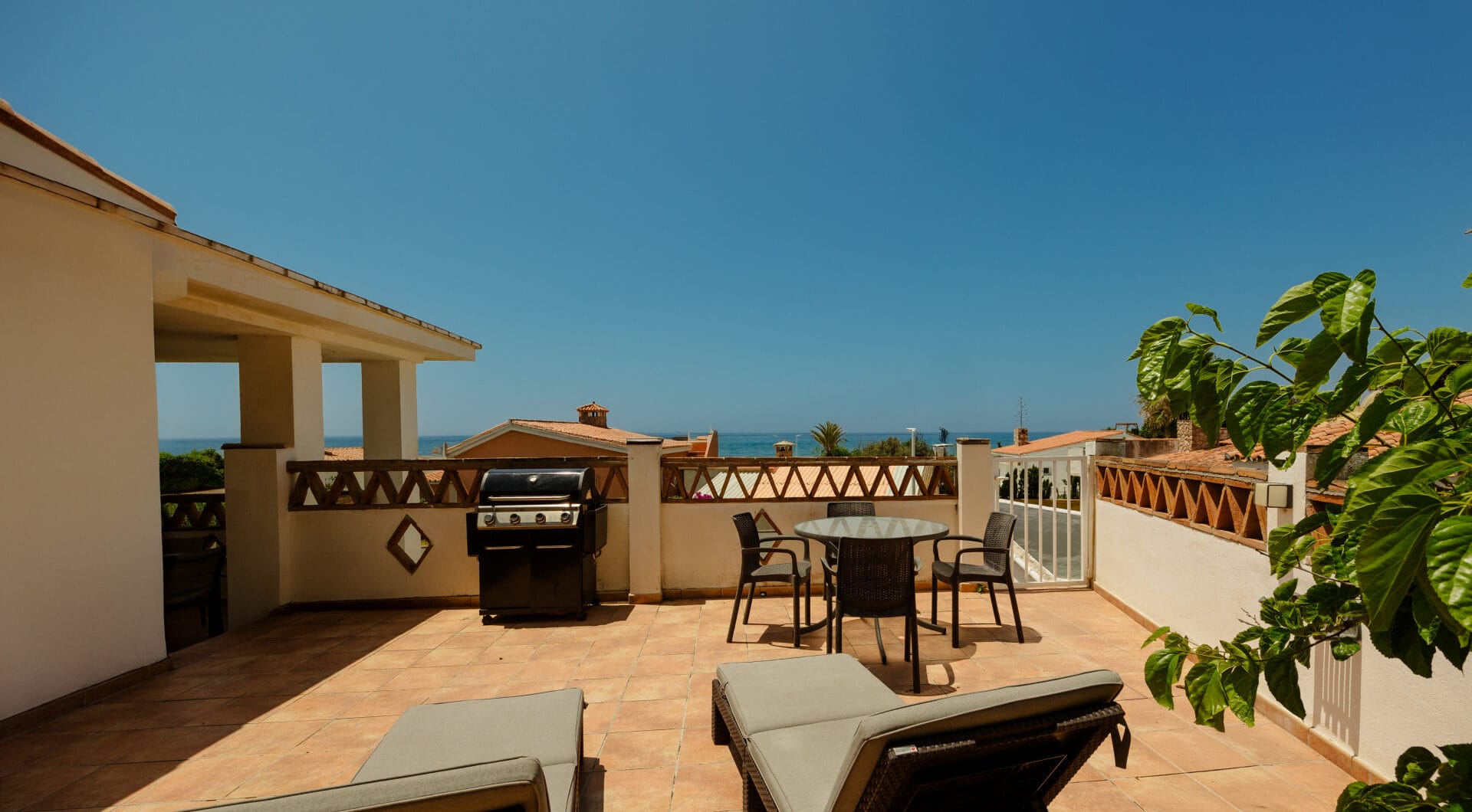 Modern 4-Bedroom Villa with Expansion Potential, Costabella, Marbella