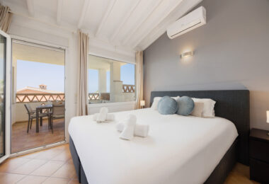 Modern 4-Bedroom Villa with Expansion Potential, Costabella, Marbella