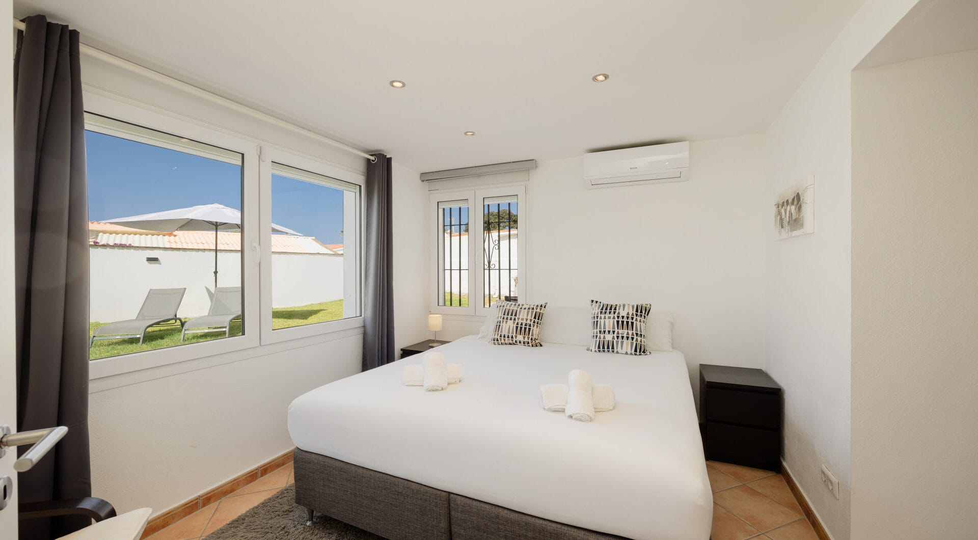 Modern 4-Bedroom Villa with Expansion Potential, Costabella, Marbella