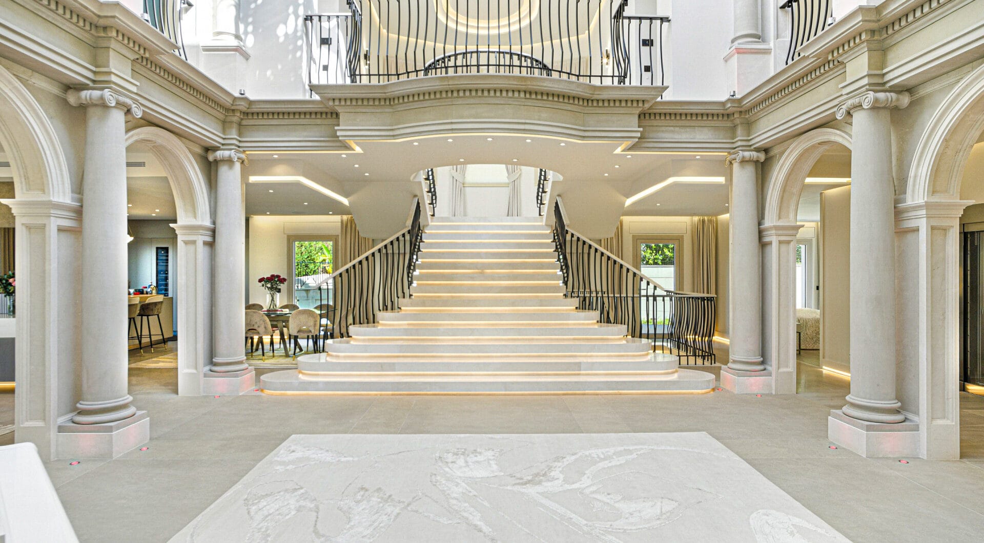An architecturally unique, south-facing property located in the exclusive gated community of Sierra Blanca on Marbella’s prestigious Golden Mile