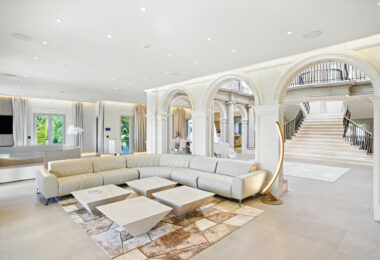 An architecturally unique, south-facing property located in the exclusive gated community of Sierra Blanca on Marbella’s prestigious Golden Mile