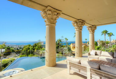 An architecturally unique, south-facing property located in the exclusive gated community of Sierra Blanca on Marbella’s prestigious Golden Mile
