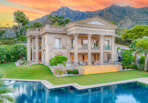 An architecturally unique, south-facing property located in the exclusive gated community of Sierra Blanca on Marbella’s prestigious Golden Mile