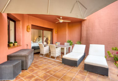 Immaculate three bedroom west facing ground floor apartment in the prestigious and gated beachfront community Menara Beach