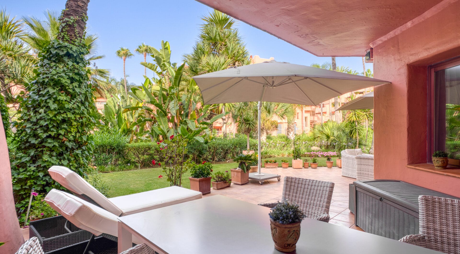 Immaculate three bedroom west facing ground floor apartment in the prestigious and gated beachfront community Menara Beach