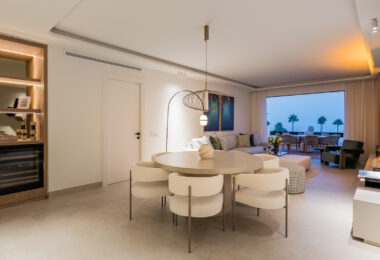 Beautifully renovated, south facing three bedroom penthouse located in prestigious beachfront community Bahia del Velerin, Estepona.