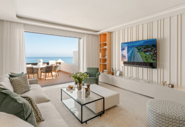 Beautifully renovated, south facing three bedroom penthouse located in prestigious beachfront community Bahia del Velerin, Estepona.