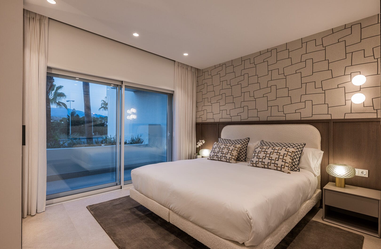 Beautifully renovated, south facing three-bedroom apartment located  in the prestigious gated community of Bahia del Velerin, Estepona