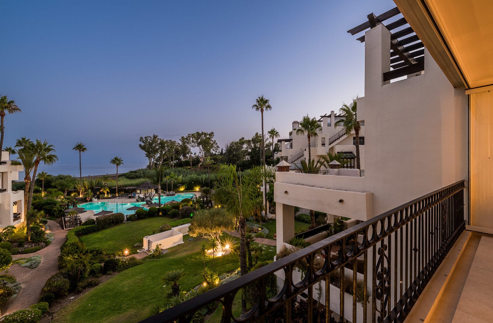 Beautifully renovated, south facing three-bedroom apartment located  in the prestigious gated community of Bahia del Velerin, Estepona