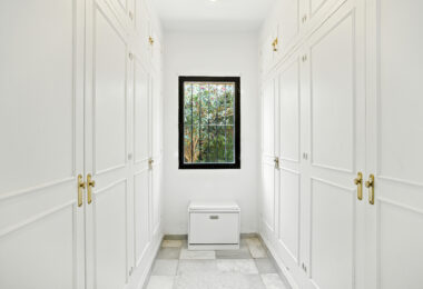 Fantastic opportunity - Four bedroom, south east facing private villa in Hacienda Las Chapas, Marbella