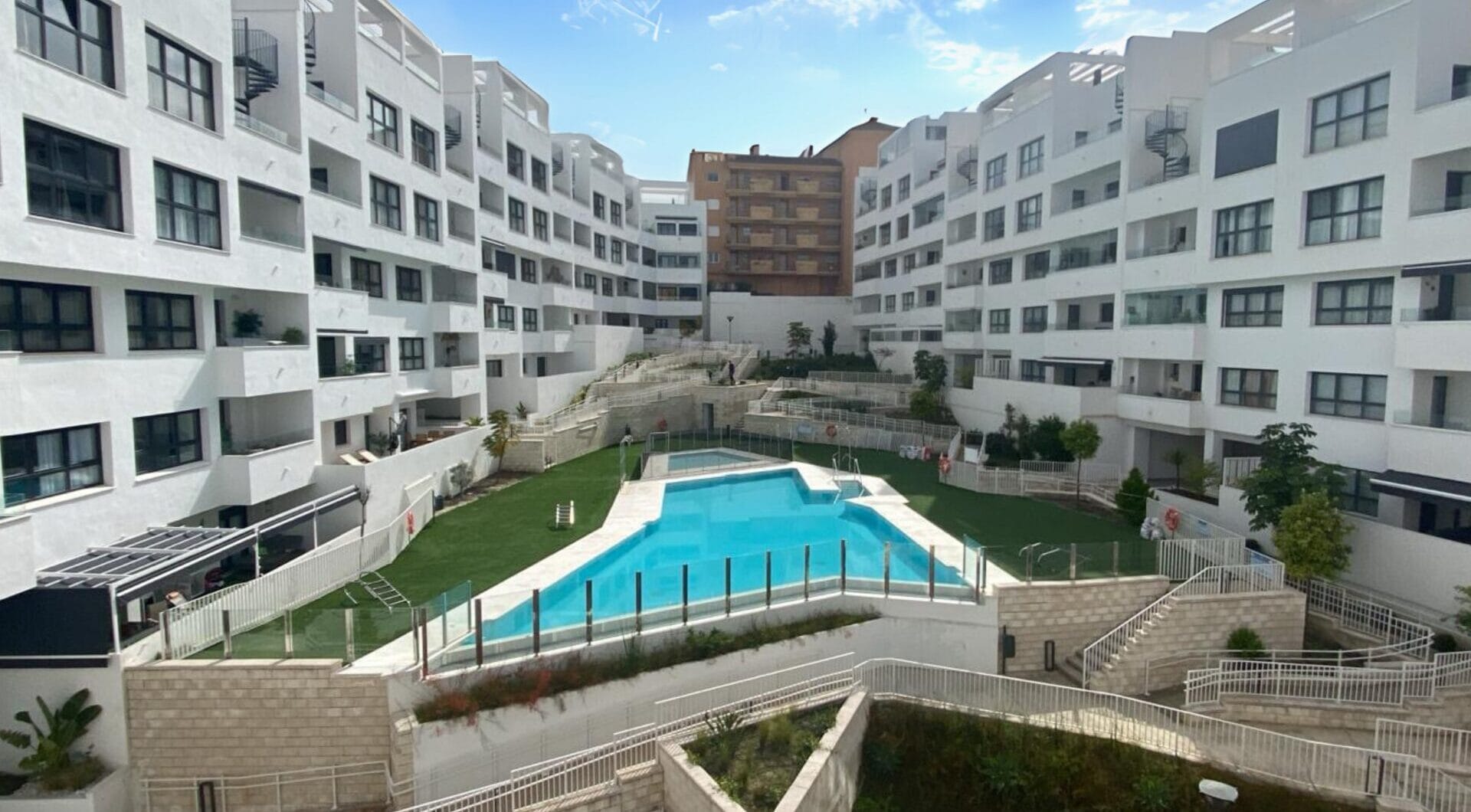 Beautiful south facing, three bed apartment located in the gated community of Estepona Gardens