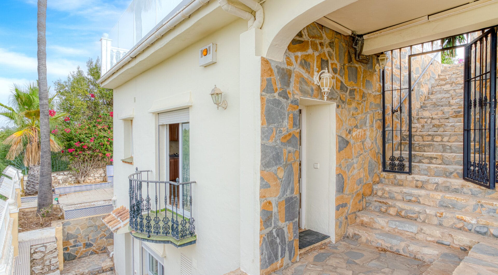 Spectacular south facing five bedroom villa in El Chaparral, Mijas Costa with panoramic sea views