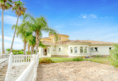 Spectacular south facing five bedroom villa in El Chaparral, Mijas Costa with panoramic sea views