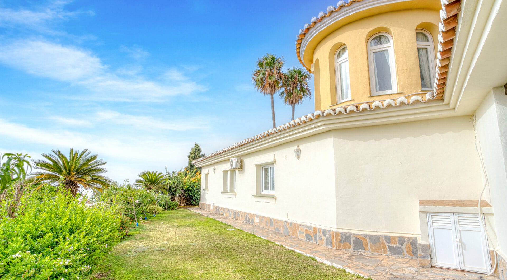 Spectacular south facing five bedroom villa in El Chaparral, Mijas Costa with panoramic sea views