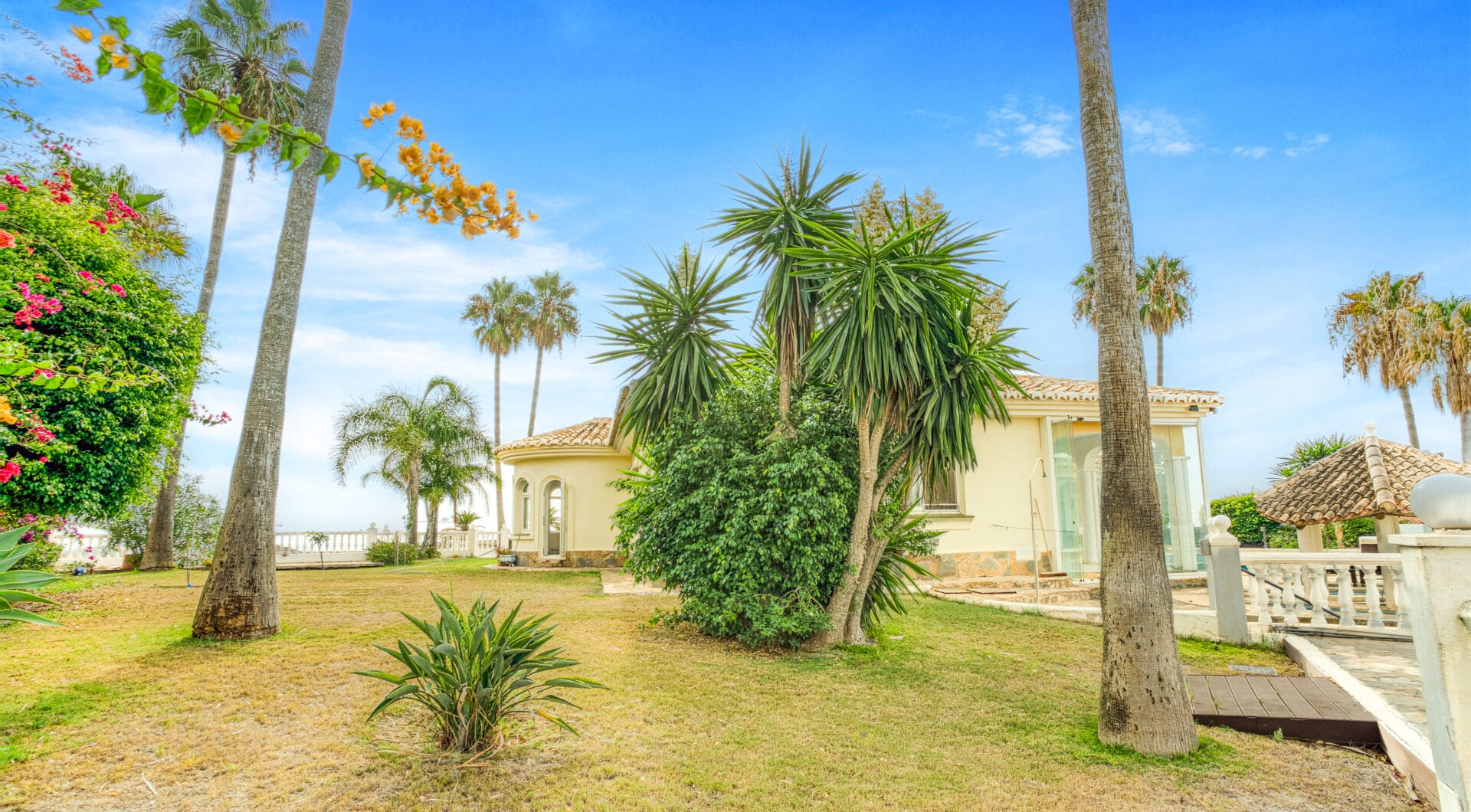 Spectacular south facing five bedroom villa in El Chaparral, Mijas Costa with panoramic sea views