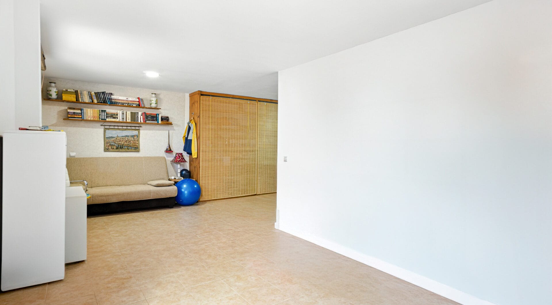 South-Facing Townhouse with Stunning Sea Views in Los Jaralillos, El Paraíso, Benahavís