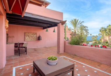 Impressive three bedroom south facing duplex penthouse in the prestigious and gated beachfront community Menara Beach with sea views