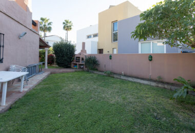 Villa for Sale in Las Petunias, San Pedro de Alcántara – Excellent Investment Opportunity