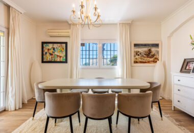 Charming Family Villa in Monte Biarritz!