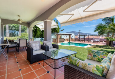 Charming Family Villa in Monte Biarritz!