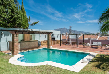 Charming Family Villa in Monte Biarritz!