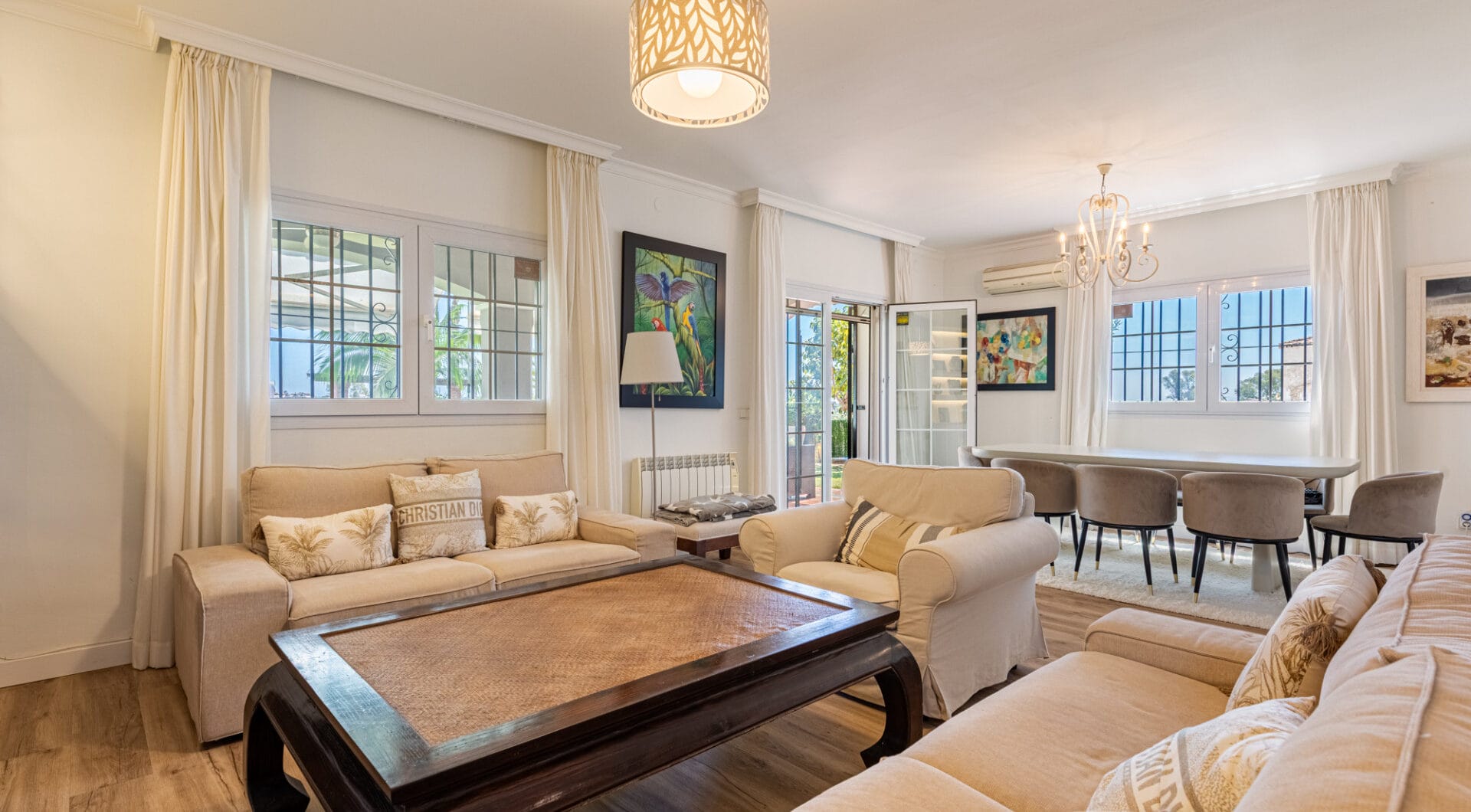 Charming Family Villa in Monte Biarritz!