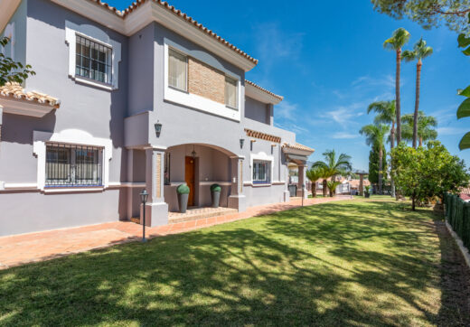 Charming Family Villa in Monte Biarritz!