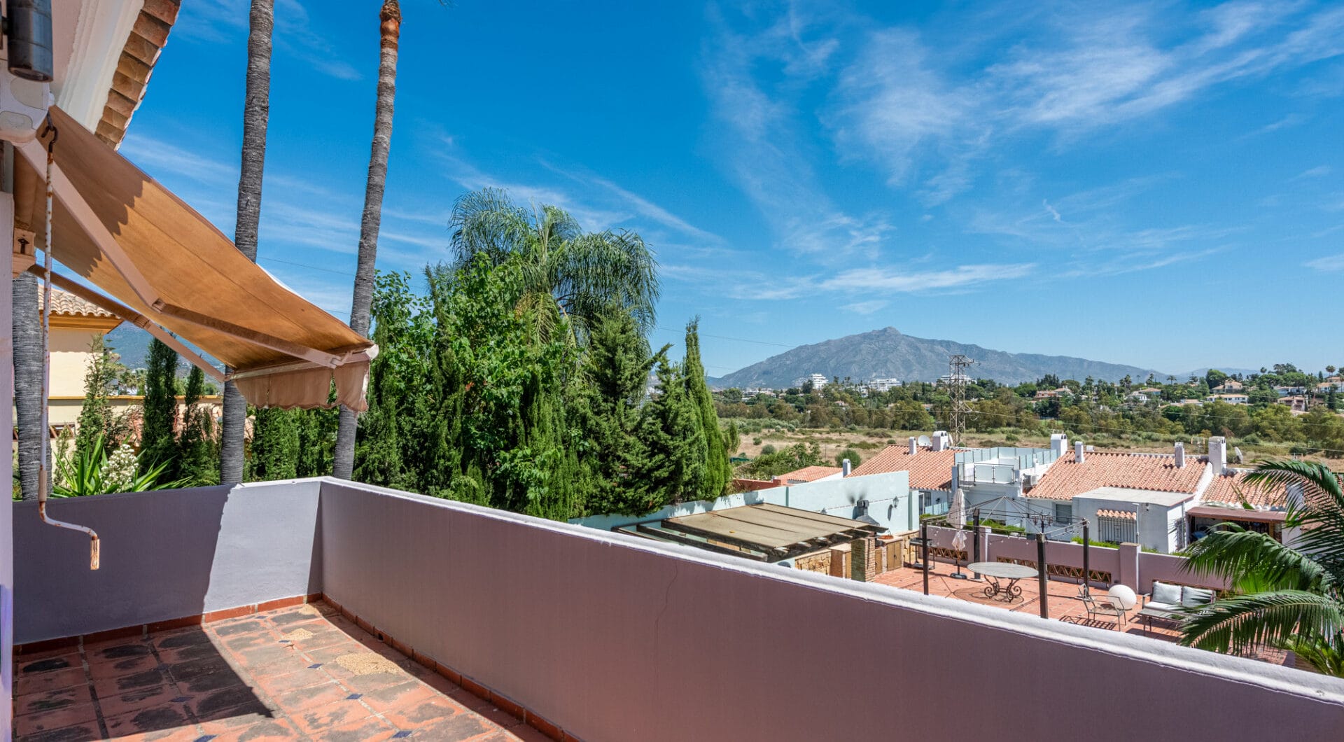 Charming Family Villa in Monte Biarritz!