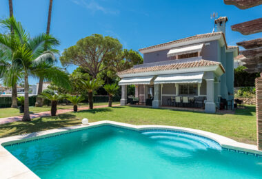 Charming Family Villa in Monte Biarritz!