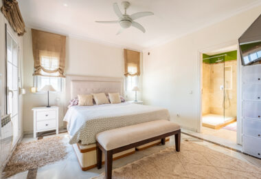 Charming Family Villa in Monte Biarritz!