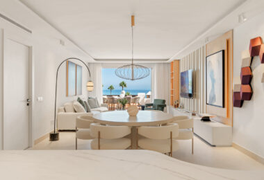 Beachfront luxury penthouse close to Estepona town!